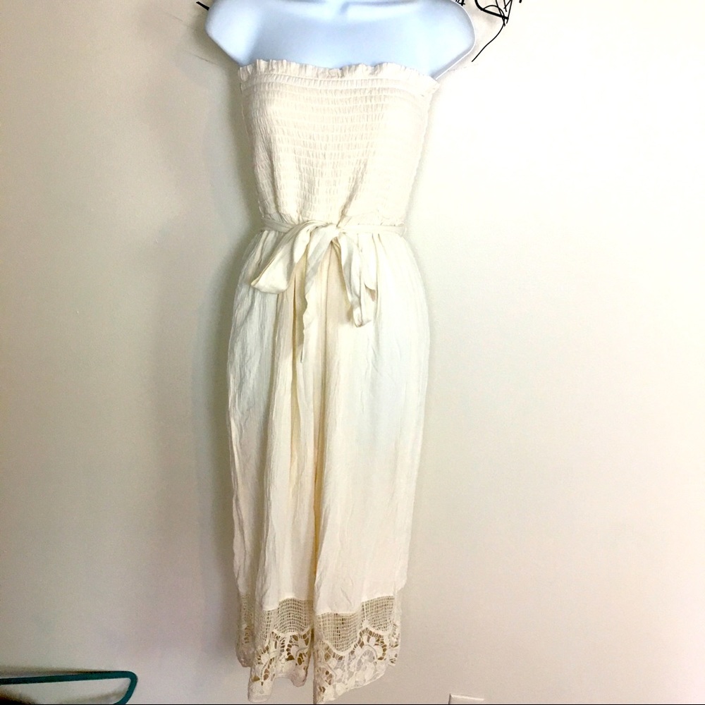 American eagle crochet cream lace boho timber culottes small Tie waist strapless